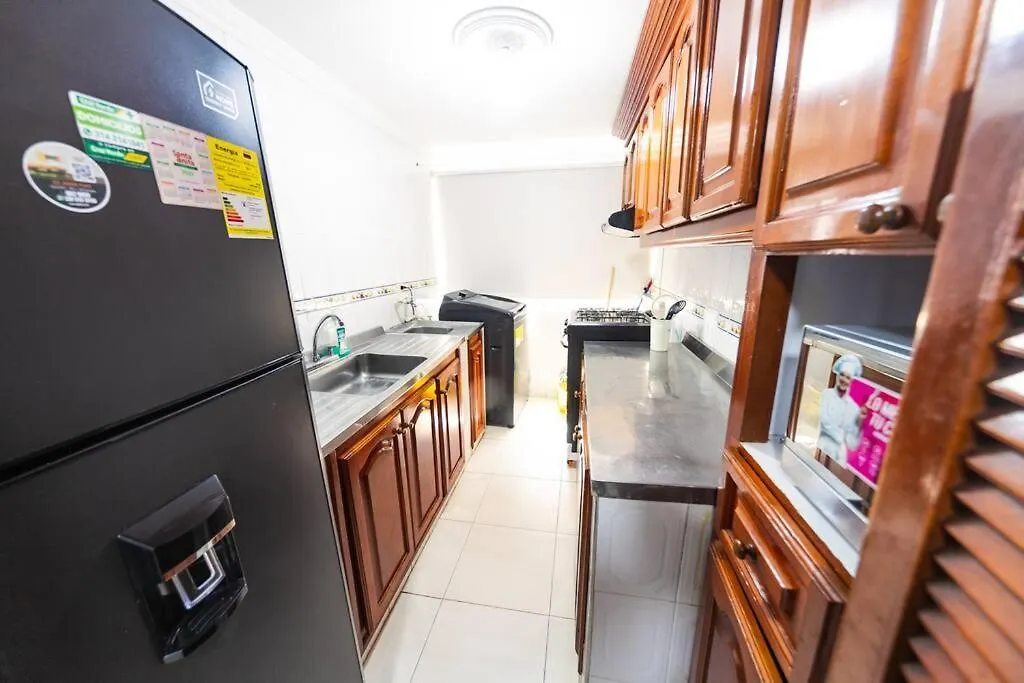 El Bendecido. Amplio Apartamento Entero Con Excelente Ubicacion Y Parqueadero Privado Gratis Las 24 Horas. Apartment Cartagena