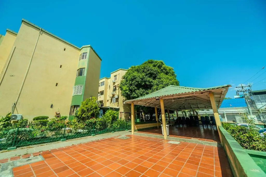 El Bendecido. Amplio Apartamento Entero Con Excelente Ubicacion Y Parqueadero Privado Gratis Las 24 Horas. Apartment Cartagena 0*,