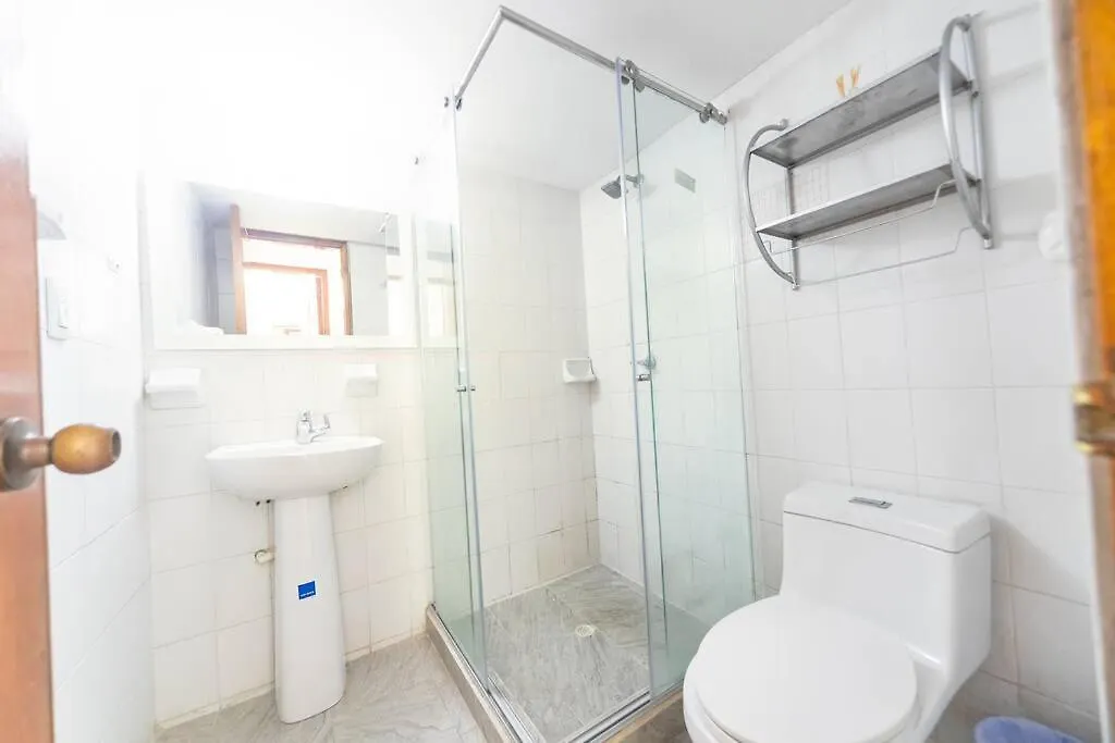 El Bendecido. Amplio Apartamento Entero Con Excelente Ubicacion Y Parqueadero Privado Gratis Las 24 Horas. Daire Cartagena Kolombiya