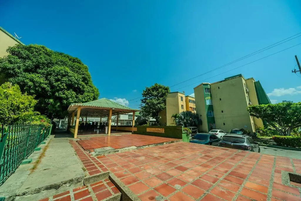 El Bendecido. Amplio Apartamento Entero Con Excelente Ubicacion Y Parqueadero Privado Gratis Las 24 Horas. Daire Cartagena 0*,  Kolombiya