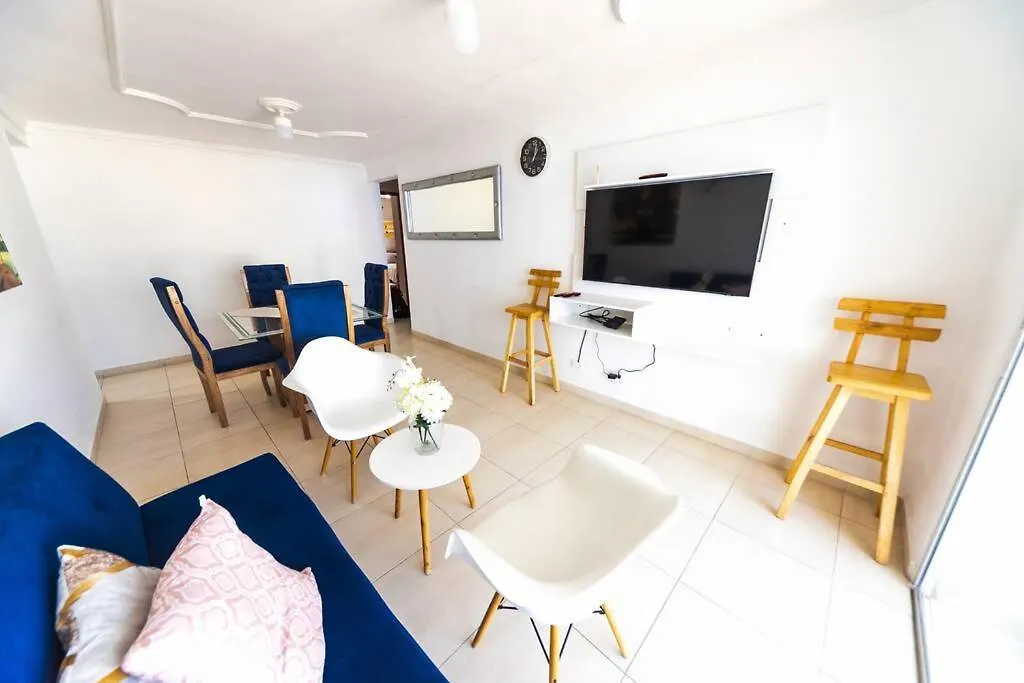 El Bendecido. Amplio Apartamento Entero Con Excelente Ubicacion Y Parqueadero Privado Gratis Las 24 Horas. Daire Cartagena