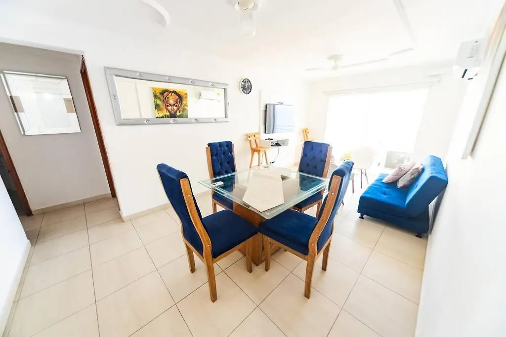 El Bendecido. Amplio Apartamento Entero Con Excelente Ubicacion Y Parqueadero Privado Gratis Las 24 Horas. Daire Cartagena Kolombiya
