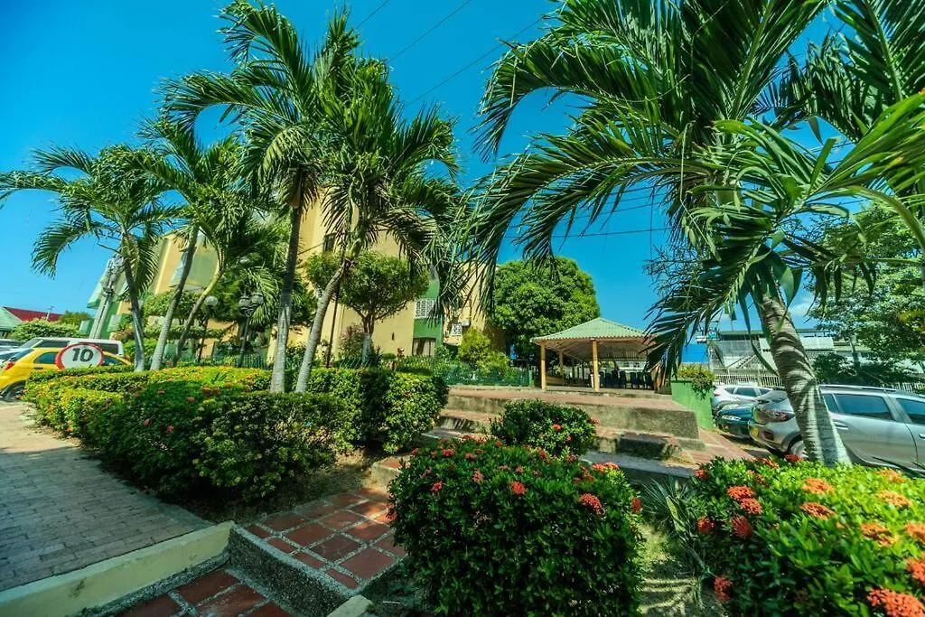 El Bendecido. Amplio Apartamento Entero Con Excelente Ubicacion Y Parqueadero Privado Gratis Las 24 Horas. Daire Cartagena